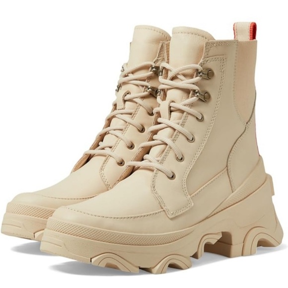 $240 Sorel Brex chunky lug sole Bleached Ceramic Cream waterprf LaceUp Boots 8.5 - Picture 1 of 14